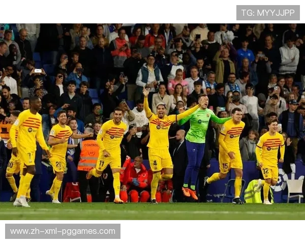 西甲联赛巴萨提前夺冠：提前锁定冠军的精彩瞬间